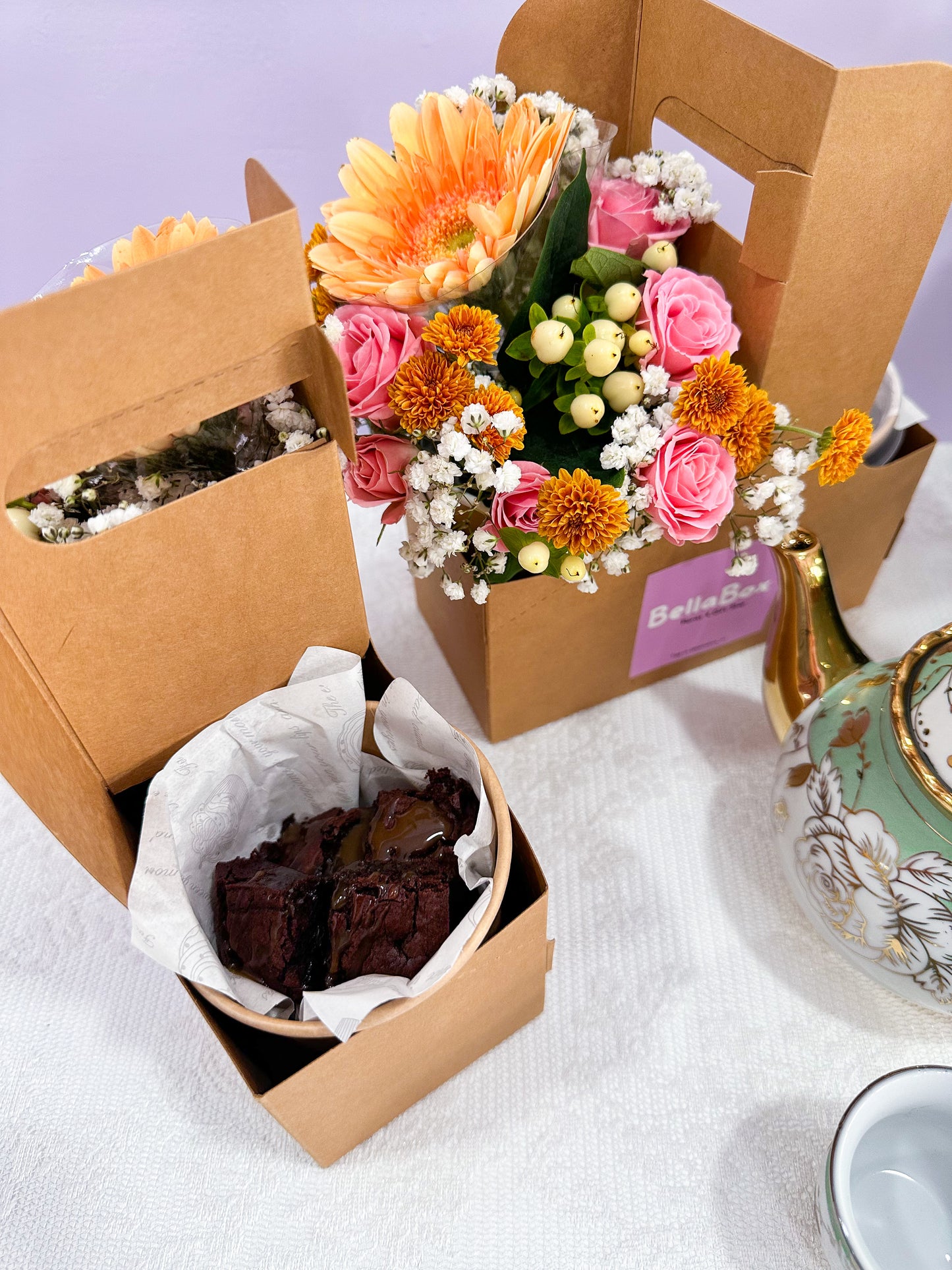 Flowers Cup with mini bite brownie