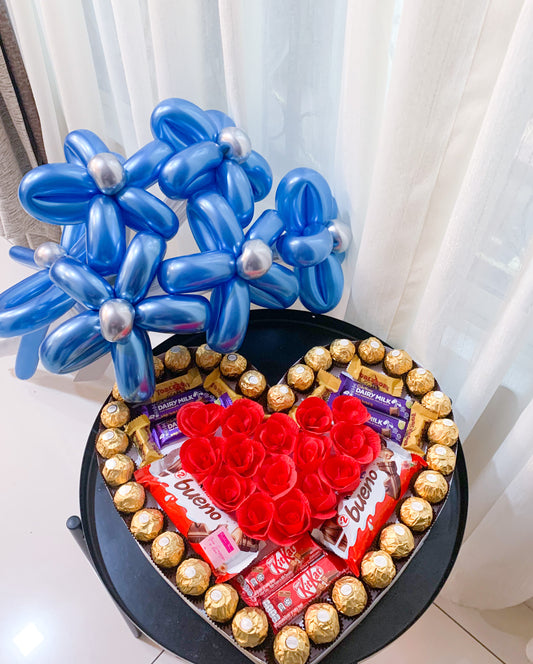 A3 Chocolate heart + 5 pcs balloon bouquet