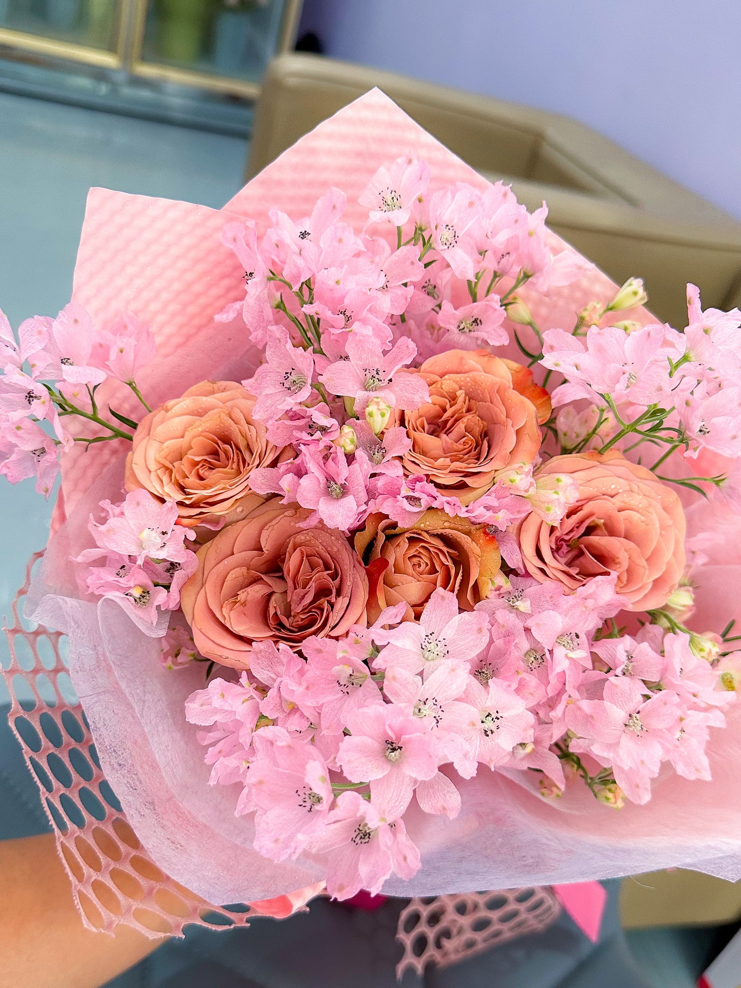 Fresh Cappuccino Rose with Pink  Delphinium Grandiflorum