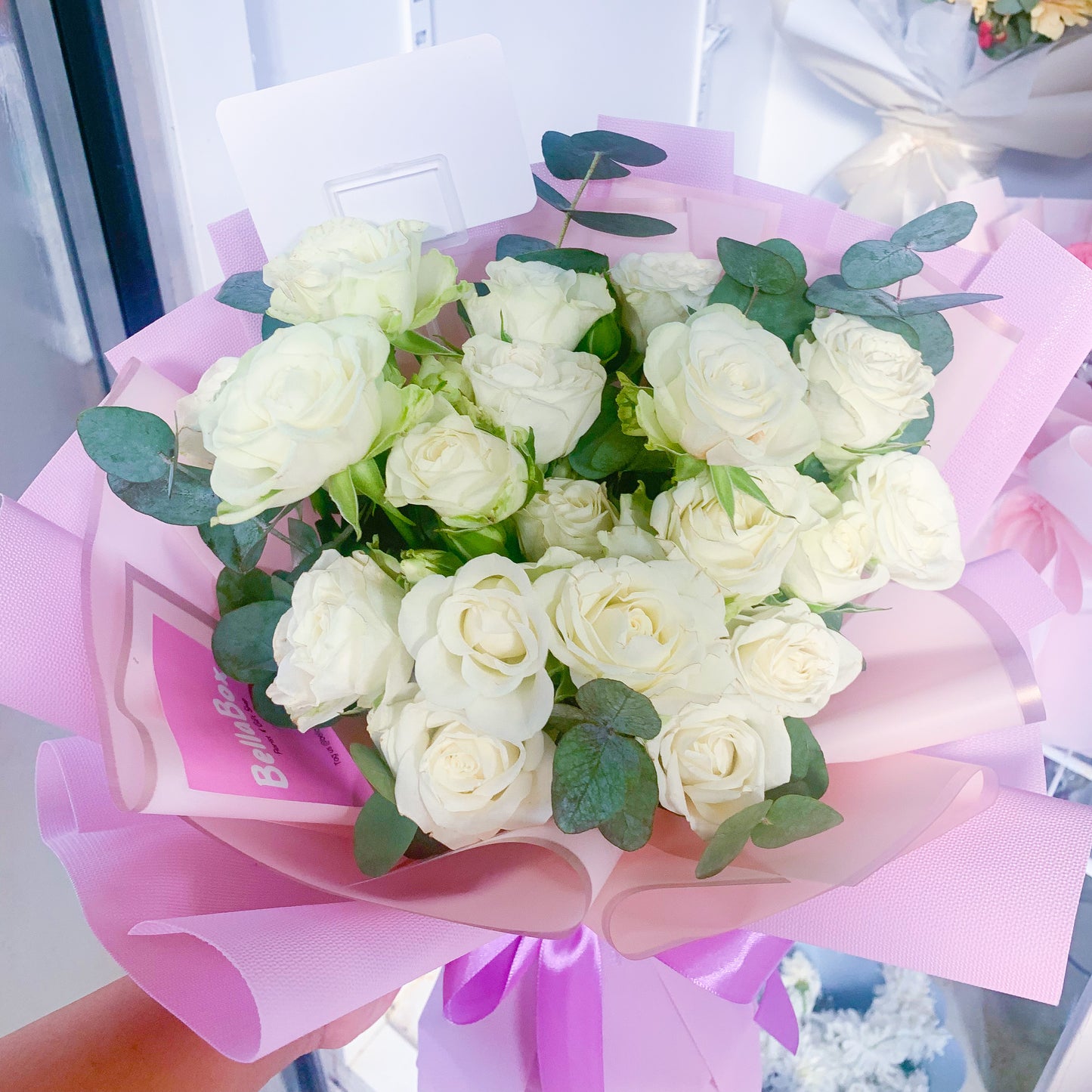 Rose Spray white bouquet