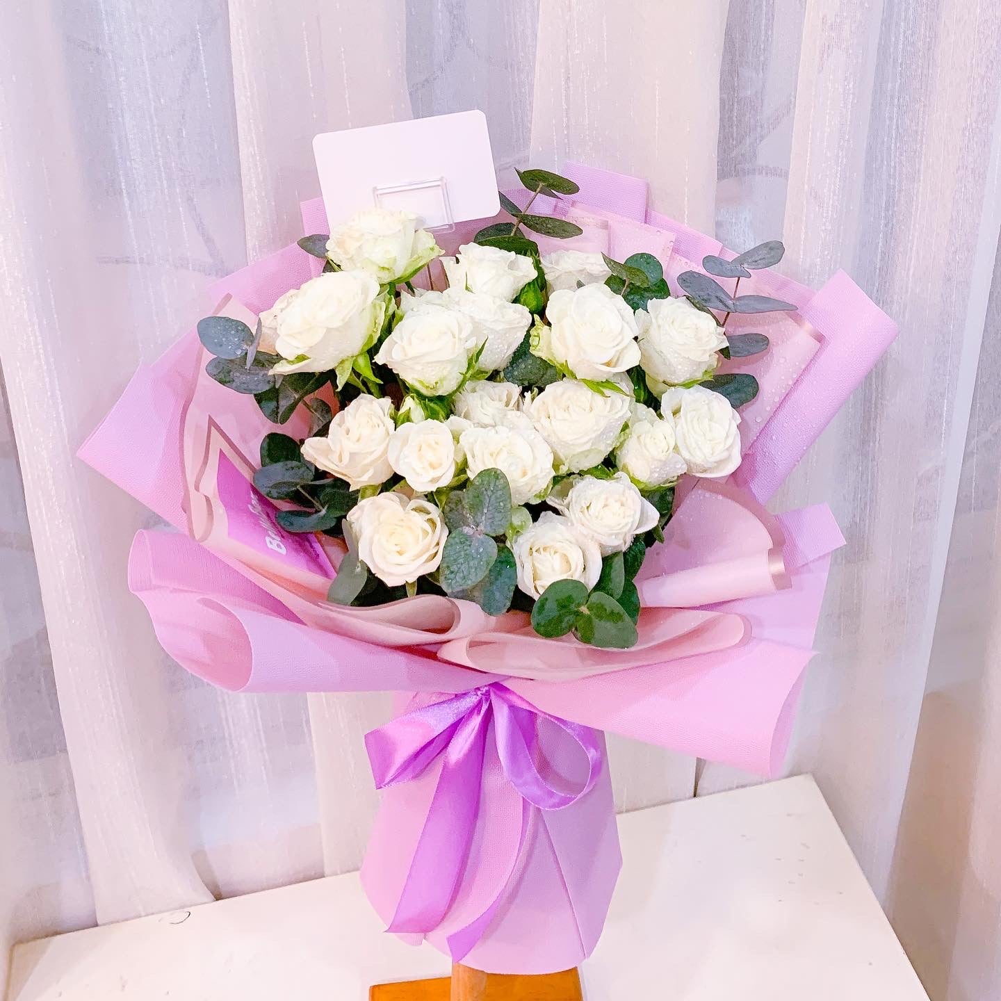 Rose Spray white bouquet