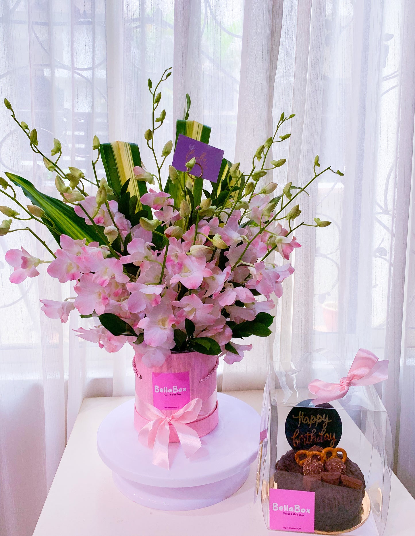 Fresh Pink Orchids Box