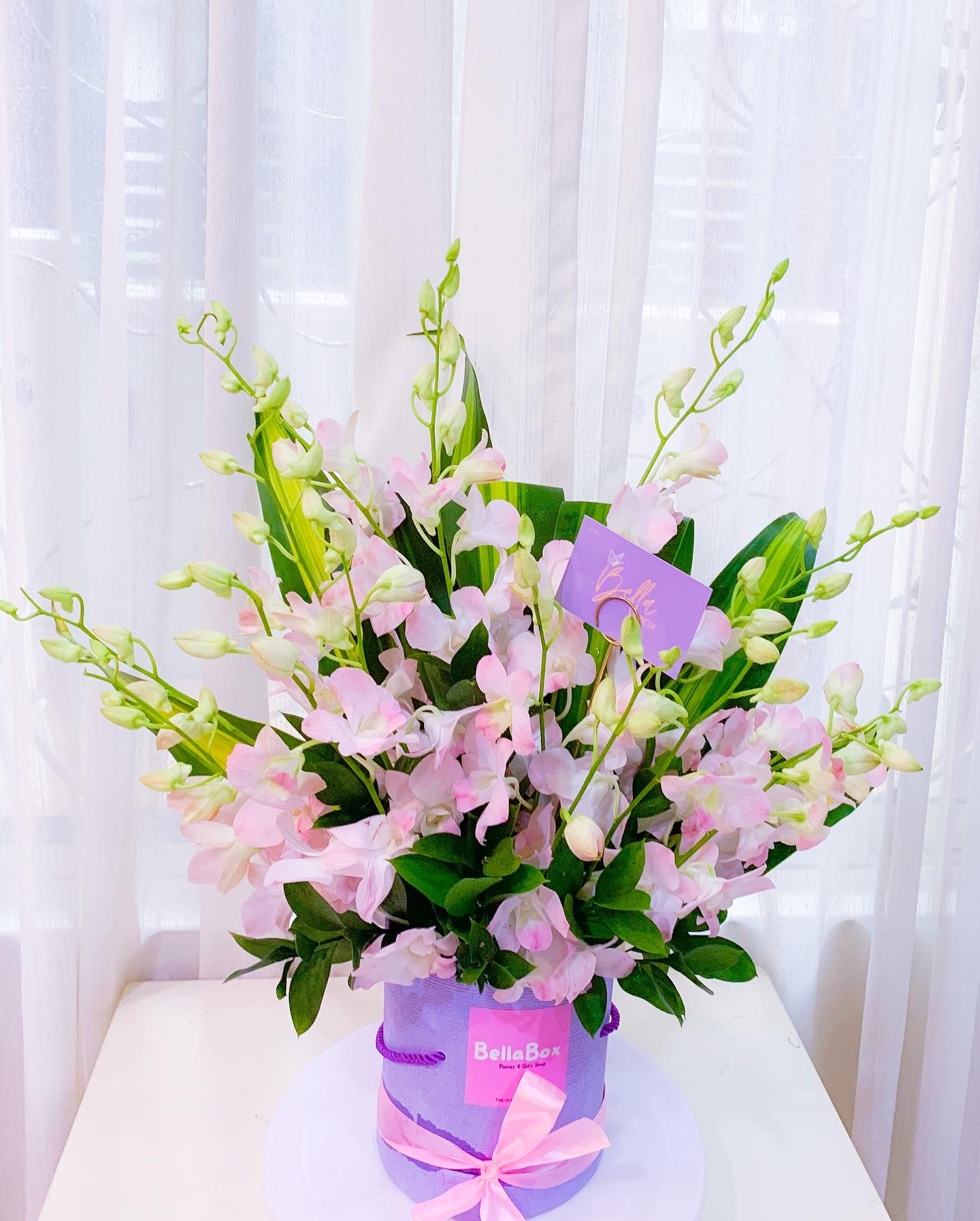 Fresh Pink Orchids Box