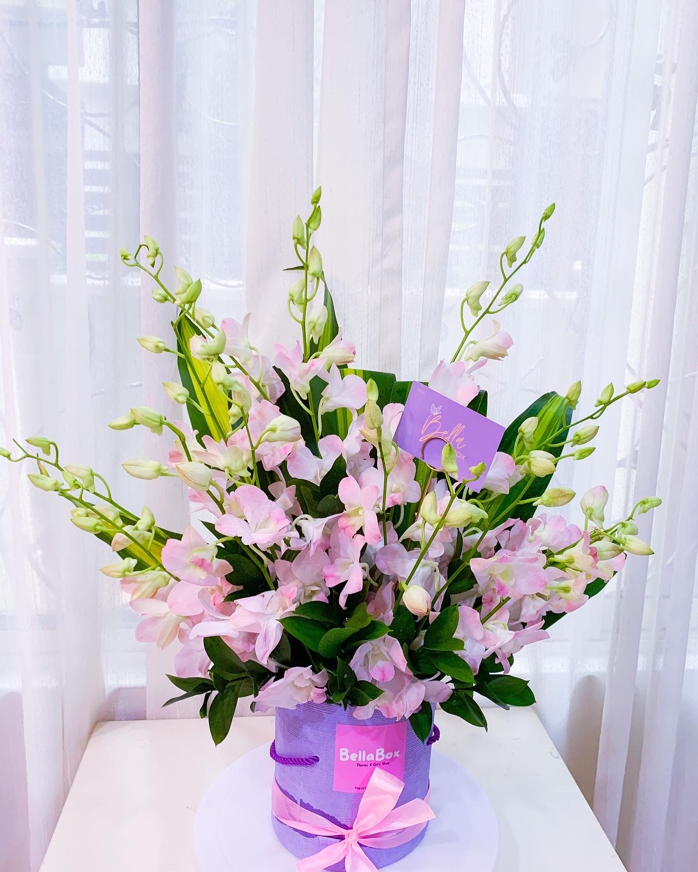 Fresh Pink Orchids Box