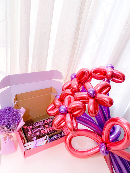 Mix box & Balloon bouquet bundlew